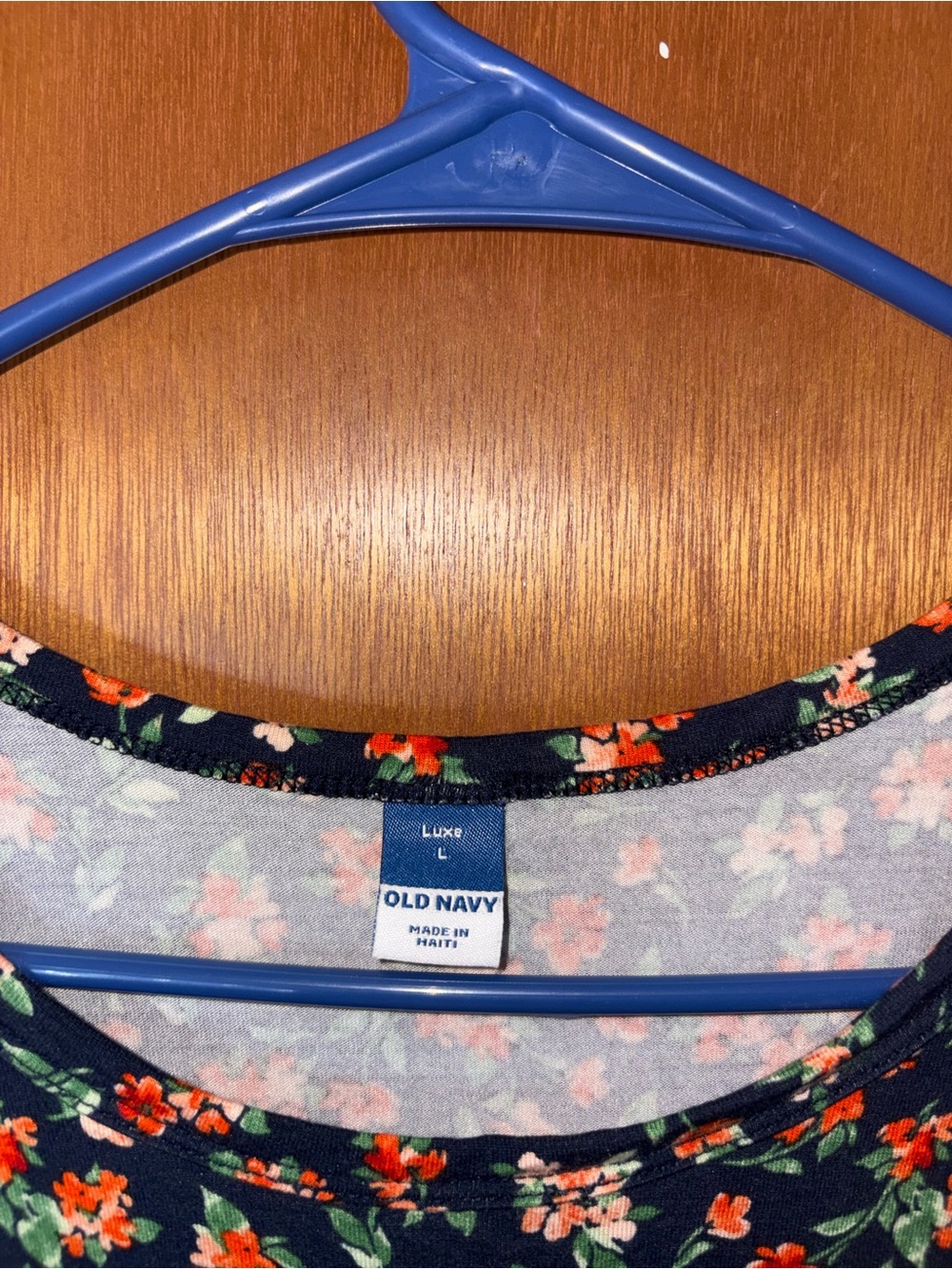 Old navy luxe floral tank - Picture 2 of 2